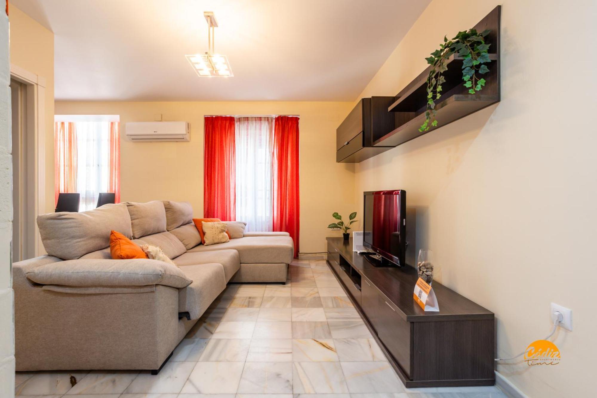 Red Home By Cadiz Time Экстерьер фото